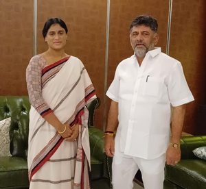 Andhra Pradesh Congress chief Y. S. Sharmila Reddy meets K'taka Deputy CM Shivakumar in Bengaluru | Andhra Pradesh Congress chief Y. S. Sharmila Reddy meets K'taka Deputy CM Shivakumar in Bengaluru