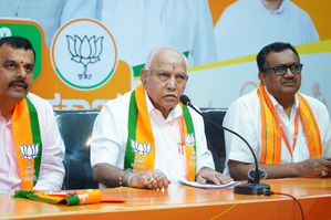 Cong leaders hesitant to take Rahul Gandhi's name: Former K'taka CM Yediyurappa | Cong leaders hesitant to take Rahul Gandhi's name: Former K'taka CM Yediyurappa