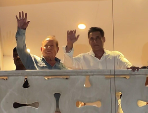 Salman, joined by father Salim Khan, greets cheering crowds outside Galaxy Apts | Salman, joined by father Salim Khan, greets cheering crowds outside Galaxy Apts