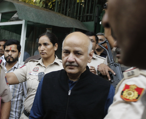 Delhi court seeks ED, CBI reply on Manish Sisosdia's interim bail plea | Delhi court seeks ED, CBI reply on Manish Sisosdia's interim bail plea Delhi court seeks ED, CBI reply on Manish Sisosdia's interim bail plea | Delhi court seeks ED, CBI reply on Manish Sisosdia's interim bail plea