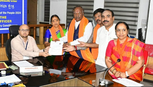 K’taka BJP rebel Eshwarappa files nomination as Independent from Shivamogga | K’taka BJP rebel Eshwarappa files nomination as Independent from Shivamogga