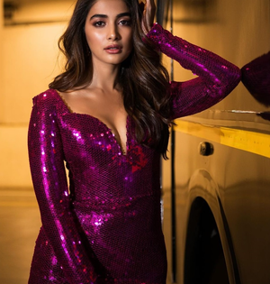 Pooja Hegde to move to Rs 45-cr, 4000 square feet sea-facing home in Bandra | Pooja Hegde to move to Rs 45-cr, 4000 square feet sea-facing home in Bandra Pooja Hegde to move to Rs 45-cr, 4000 square feet sea-facing home in Bandra | Pooja Hegde to move to Rs 45-cr, 4000 square feet sea-facing home in Bandra