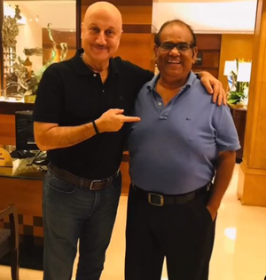 Anupam Kher remembers Satish Kaushik on 68th birth anniv: 'Miss your phone calls, your cribbing' | Anupam Kher remembers Satish Kaushik on 68th birth anniv: 'Miss your phone calls, your cribbing'