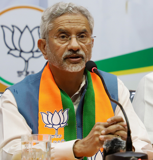Recent Indian student killings in American unconnected but I still share worry: EAM Jaishankar | Recent Indian student killings in American unconnected but I still share worry: EAM Jaishankar