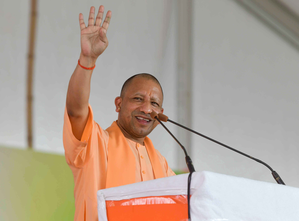 Yogi Govt Introduces Customised Packages for Big Projects in UP | Yogi Govt Introduces Customised Packages for Big Projects in UP