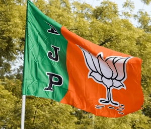 Tripura BJP served show-cause notice for campaigning through audio messages in silence period | Tripura BJP served show-cause notice for campaigning through audio messages in silence period