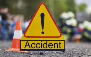 Bike rider dies in crash between two cars in Delhi, two held | Bike rider dies in crash between two cars in Delhi, two held