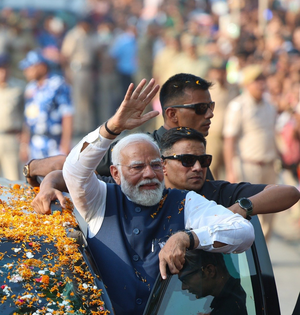 Centre doesn't discriminate between BJP-ruled and Oppn-controlled states: PM Modi | Centre doesn't discriminate between BJP-ruled and Oppn-controlled states: PM Modi