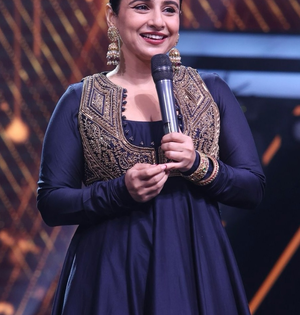 Vidya Balan took two weeks to dance on 'Mere Dholna': 'Took good amount of time to just memorise sargam' | Vidya Balan took two weeks to dance on 'Mere Dholna': 'Took good amount of time to just memorise sargam'