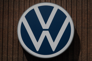 Workers at VW's Tennessee plant to unionise after key vote | Workers at VW's Tennessee plant to unionise after key vote Workers at VW's Tennessee plant to unionise after key vote | Workers at VW's Tennessee plant to unionise after key vote