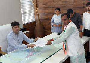 Congress candidate's nomination invalidated provisionally in Surat | Congress candidate's nomination invalidated provisionally in Surat