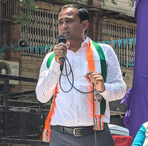 Surat Congress leader Nilesh Kumbhani 'vanishes' amid election controversy | Surat Congress leader Nilesh Kumbhani 'vanishes' amid election controversy