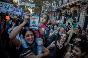 Hundreds of thousands march in Argentina against education austerity | Hundreds of thousands march in Argentina against education austerity
