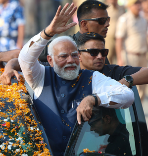 Varanasi decks up to welcome PM Modi today | Varanasi decks up to welcome PM Modi today