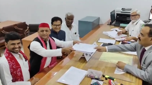 Akhilesh Yadav files nomination from Kannauj LS seat | Akhilesh Yadav files nomination from Kannauj LS seat