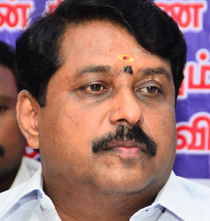 TN Police targeting me in Rs 4 cr cash seizure case, says BJP leader Nainar Nagendran | TN Police targeting me in Rs 4 cr cash seizure case, says BJP leader Nainar Nagendran