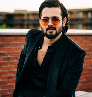 Bhuvan Bam relocates to Mumbai, says city holds endless possibilities for growth | Bhuvan Bam relocates to Mumbai, says city holds endless possibilities for growth Bhuvan Bam relocates to Mumbai, says city holds endless possibilities for growth | Bhuvan Bam relocates to Mumbai, says city holds endless possibilities for growth