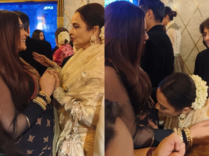 Rekha Blesses Mom-to-Be Richa Chadha, Gives Her Baby Bump a Kiss | Rekha Blesses Mom-to-Be Richa Chadha, Gives Her Baby Bump a Kiss