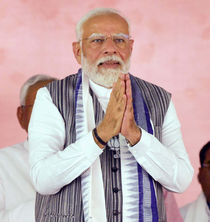 LS polls: PM Modi to campaign in Maharashtra, Goa today | LS polls: PM Modi to campaign in Maharashtra, Goa today