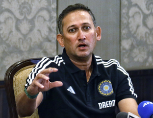 IPL 2024: Chief Selector Agarkar in attendance for DC-MI match ahead of Men's T20 WC squad selection | IPL 2024: Chief Selector Agarkar in attendance for DC-MI match ahead of Men's T20 WC squad selection
