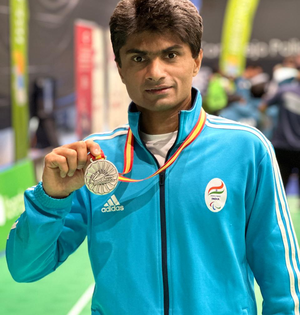 IAS officer Suhas LY bags silver in Spanish Para Badminton International | IAS officer Suhas LY bags silver in Spanish Para Badminton International