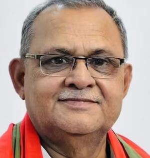 Ballia SP candidate booked for spreading hatred, threatening official | Ballia SP candidate booked for spreading hatred, threatening official Ballia SP candidate booked for spreading hatred, threatening official | Ballia SP candidate booked for spreading hatred, threatening official