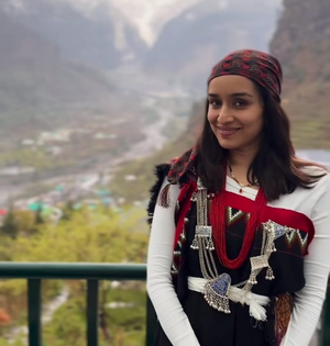 Shraddha Kapoor asks fans how mountains can be brought to beach city Mumbai | Shraddha Kapoor asks fans how mountains can be brought to beach city Mumbai Shraddha Kapoor asks fans how mountains can be brought to beach city Mumbai | Shraddha Kapoor asks fans how mountains can be brought to beach city Mumbai