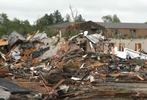 United States: 4 Killed After Multiple Large Tornadoes Hit Oklahoma | United States: 4 Killed After Multiple Large Tornadoes Hit Oklahoma