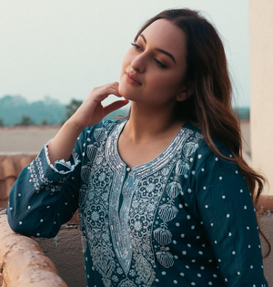Sonakshi thanks filmmakers who've taken 'the risk' to cast her differently | Sonakshi thanks filmmakers who've taken 'the risk' to cast her differently Sonakshi thanks filmmakers who've taken 'the risk' to cast her differently | Sonakshi thanks filmmakers who've taken 'the risk' to cast her differently