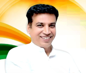 Former MLA Devendra Yadav appointed interim president of Delhi Congress | Former MLA Devendra Yadav appointed interim president of Delhi Congress