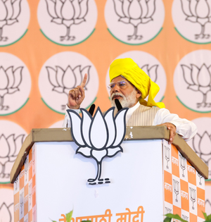 Those who looted the country will have to pay back: PM Modi | Those who looted the country will have to pay back: PM Modi Those who looted the country will have to pay back: PM Modi | Those who looted the country will have to pay back: PM Modi