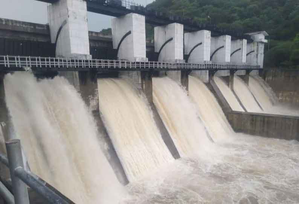 TN: Shutters of Shenbagathoppu dam opened after request from farmers | TN: Shutters of Shenbagathoppu dam opened after request from farmers
