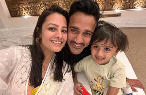 Anita Hassanandani offers a peek into her 'world', drops pic with hubby & son | Anita Hassanandani offers a peek into her 'world', drops pic with hubby & son Anita Hassanandani offers a peek into her 'world', drops pic with hubby & son | Anita Hassanandani offers a peek into her 'world', drops pic with hubby & son