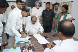 Odisha CM Naveen Patnaik files nomination from Kantabanji Assembly seat | Odisha CM Naveen Patnaik files nomination from Kantabanji Assembly seat