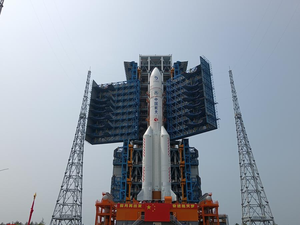 China to launch Chang'e-6 lunar probe to Moon's far side on Friday | China to launch Chang'e-6 lunar probe to Moon's far side on Friday