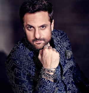 Pets, mothers, giving up smoking: Fardeen Khan on conversations with SLB | Pets, mothers, giving up smoking: Fardeen Khan on conversations with SLB