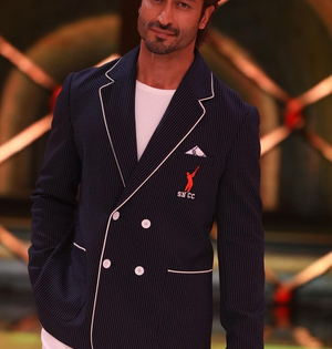 Vidyut’s skills include mirror writing; ‘as martial artist important to learn different arts’ | Vidyut’s skills include mirror writing; ‘as martial artist important to learn different arts’ Vidyut’s skills include mirror writing; ‘as martial artist important to learn different arts’ | Vidyut’s skills include mirror writing; ‘as martial artist important to learn different arts’