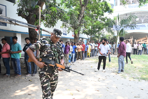 Polling concludes in four LS seats in Bengal amid reports of violence | Polling concludes in four LS seats in Bengal amid reports of violence