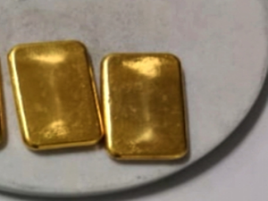 DRI seizes gold valued at Rs 2.79cr at Bhubaneswar airport; 4 held | DRI seizes gold valued at Rs 2.79cr at Bhubaneswar airport; 4 held