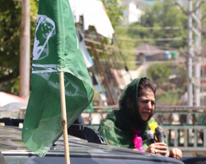 Mehbooba Mufti urges voters to focus on Kashmir's voice in Delhi | Mehbooba Mufti urges voters to focus on Kashmir's voice in Delhi