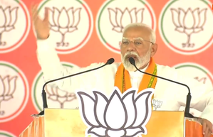 PM Modi’s sharp retort to ‘comparison with Aurangzeb’ jibe, dares ‘nakli sena’ in their backyard | PM Modi’s sharp retort to ‘comparison with Aurangzeb’ jibe, dares ‘nakli sena’ in their backyard PM Modi’s sharp retort to ‘comparison with Aurangzeb’ jibe, dares ‘nakli sena’ in their backyard | PM Modi’s sharp retort to ‘comparison with Aurangzeb’ jibe, dares ‘nakli sena’ in their backyard