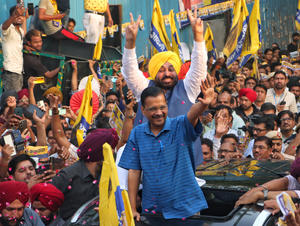 Kejriwal holds roadshow a day after walking out of jail; BJP sharpens attack on Delhi CM | Kejriwal holds roadshow a day after walking out of jail; BJP sharpens attack on Delhi CM