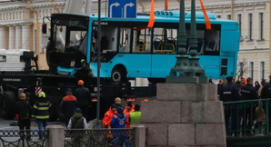 Death toll of bus crash in Russia's St. Petersburg rises to 7 | Death toll of bus crash in Russia's St. Petersburg rises to 7