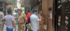 ‘Missing’ posters put up at AAP MLA Amanatullah Khan’s residence days after petrol pump assault | ‘Missing’ posters put up at AAP MLA Amanatullah Khan’s residence days after petrol pump assault ‘Missing’ posters put up at AAP MLA Amanatullah Khan’s residence days after petrol pump assault | ‘Missing’ posters put up at AAP MLA Amanatullah Khan’s residence days after petrol pump assault