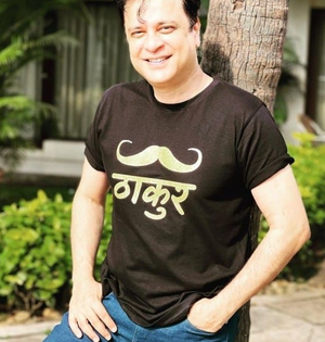 Mahesh Thakur to spend Mother's Day looking through old photos, rekindling memories | Mahesh Thakur to spend Mother's Day looking through old photos, rekindling memories