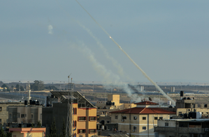 Rocket from Gaza hits residential building in Israel | Rocket from Gaza hits residential building in Israel