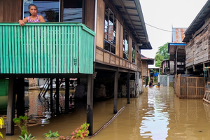 Death toll in Indonesia's flash flood rises to 34 | Death toll in Indonesia's flash flood rises to 34