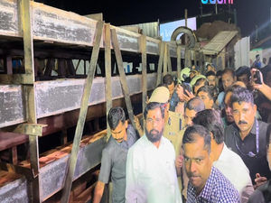 Mumbai: Eknath Shinde orders probe as hoarding collapses during dust-storm killing 3 | Mumbai: Eknath Shinde orders probe as hoarding collapses during dust-storm killing 3