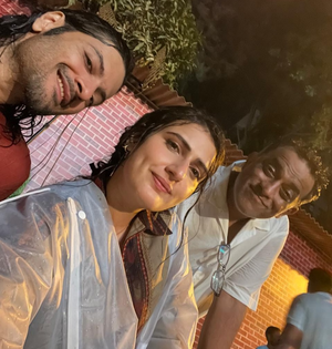 Fatima Sana Shaikh, Ali Fazal’s look from sets of Anurag Basu's ‘Metro… In Dino’ revealed | Fatima Sana Shaikh, Ali Fazal’s look from sets of Anurag Basu's ‘Metro… In Dino’ revealed Fatima Sana Shaikh, Ali Fazal’s look from sets of Anurag Basu's ‘Metro… In Dino’ revealed | Fatima Sana Shaikh, Ali Fazal’s look from sets of Anurag Basu's ‘Metro… In Dino’ revealed