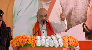 At Matua stronghold Bangaon, Amit Shah accuses Mamata Banerjee of spreading falsehood on CAA | At Matua stronghold Bangaon, Amit Shah accuses Mamata Banerjee of spreading falsehood on CAA